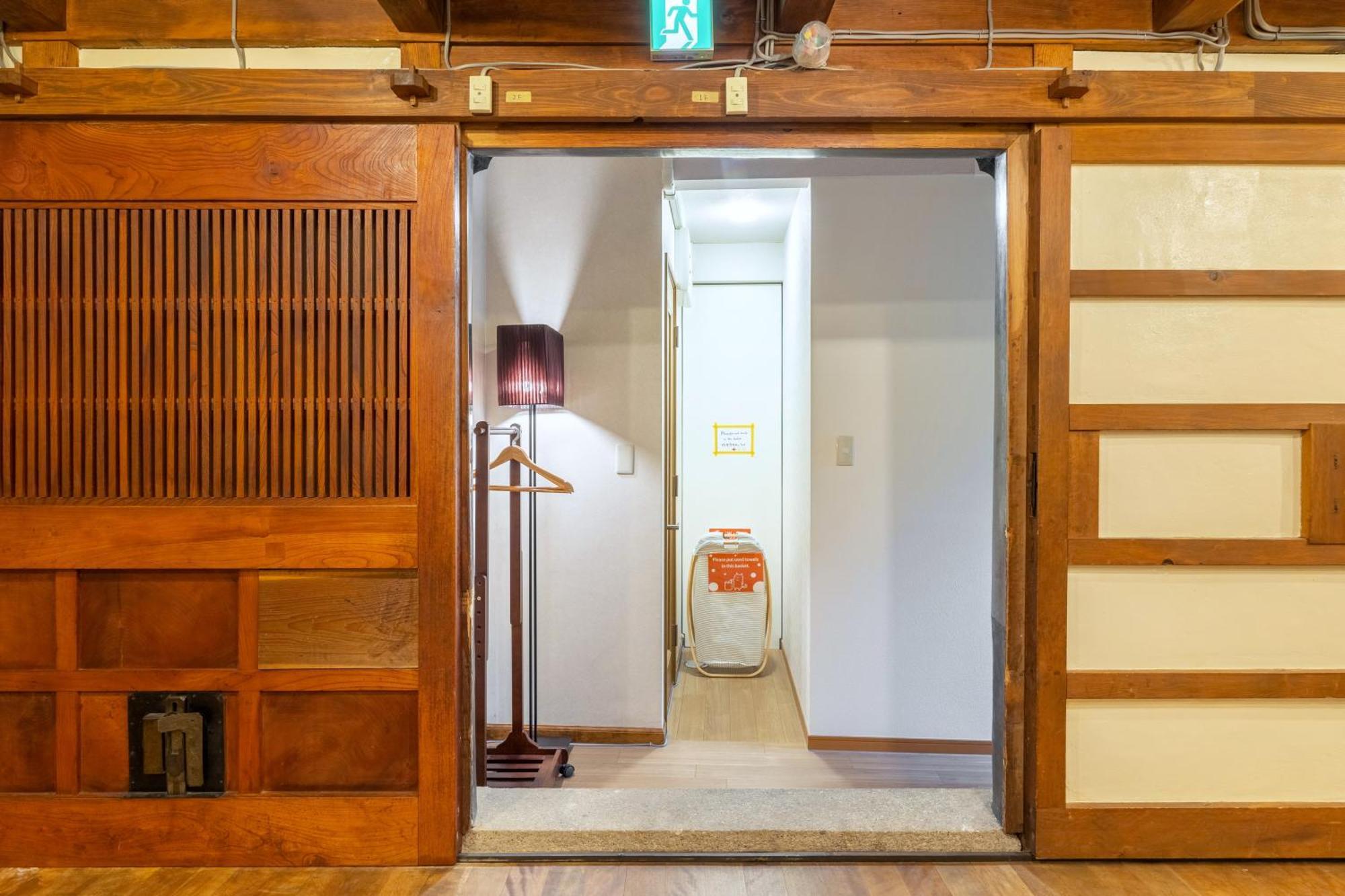 1組貸切りの宿 Popotel 2 -Kura 蔵- Matsumoto Bagian luar foto