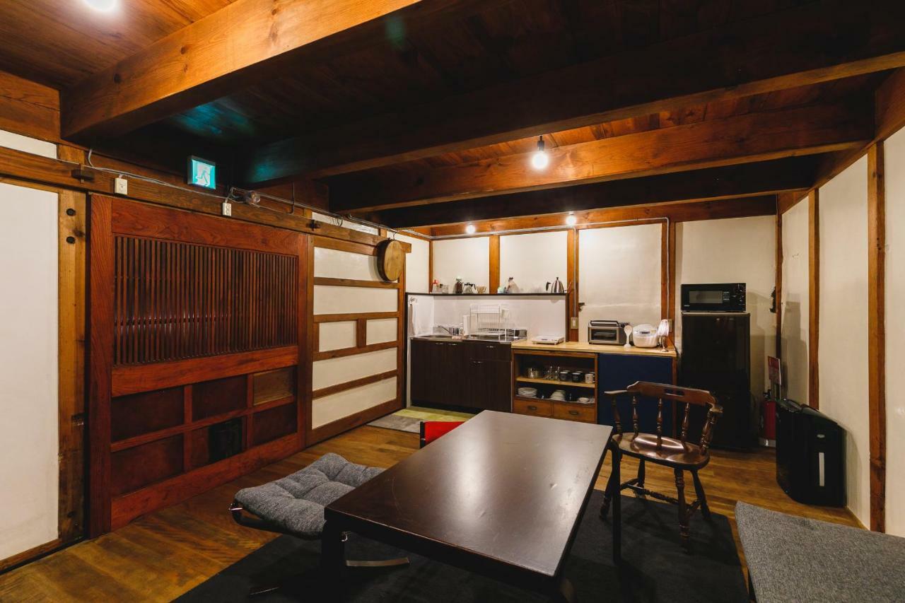 1組貸切りの宿 Popotel 2 -Kura 蔵- Matsumoto Bagian luar foto